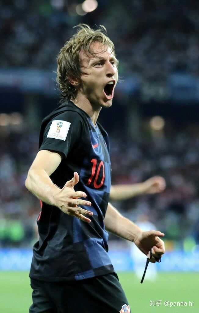 马卡：特尔施特根参加巴萨今日合练，有望复出入选欧冠大名单